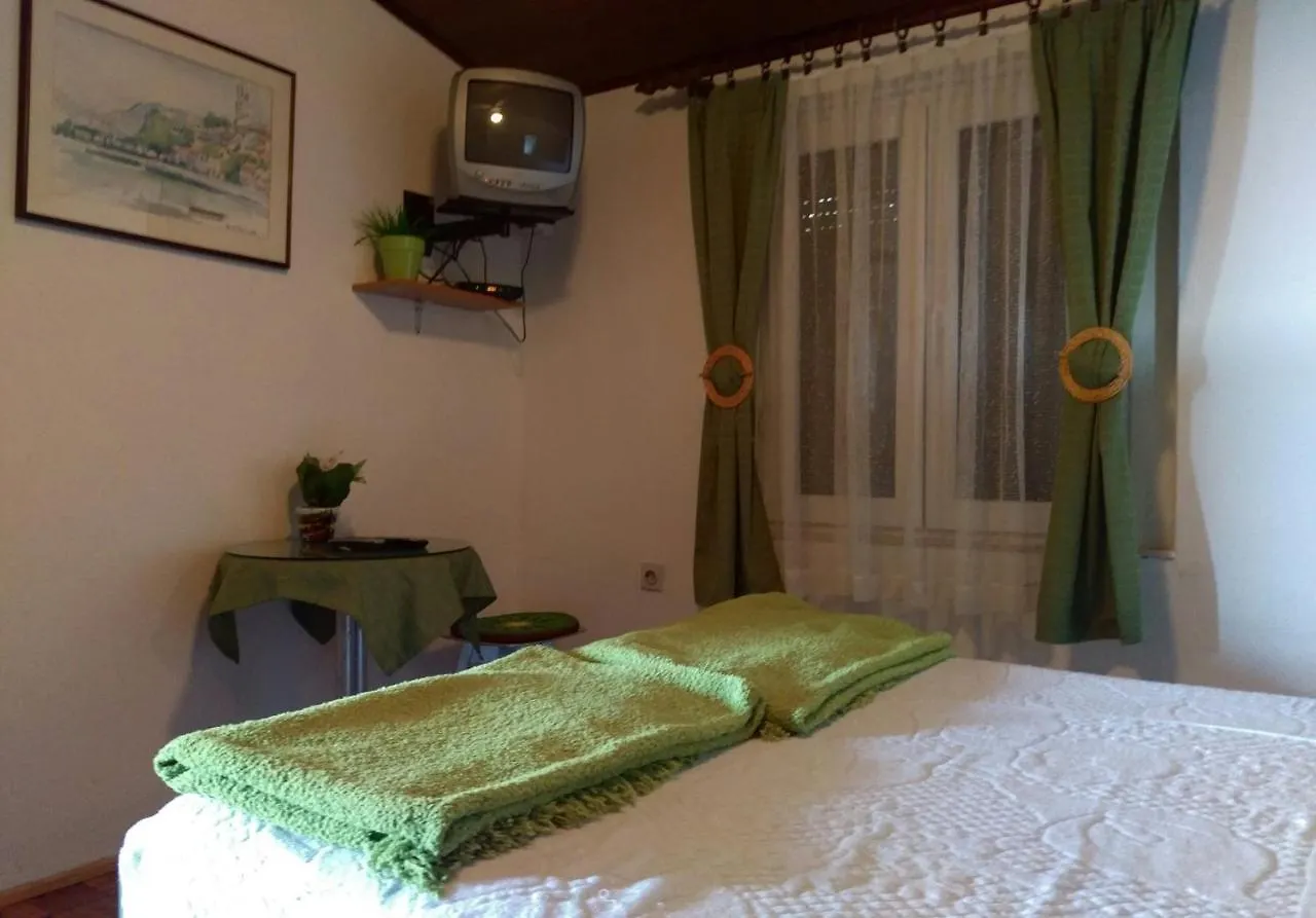 Apartment Novi Vinodolski 5486A Horvátország
